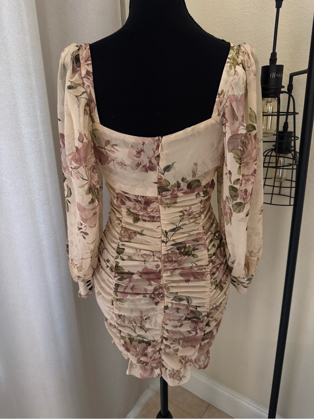 Zara Floral Ruched Mini Dress Cream Pink Puff Sleeve Bodycon Size Small - Picture 7 of 9